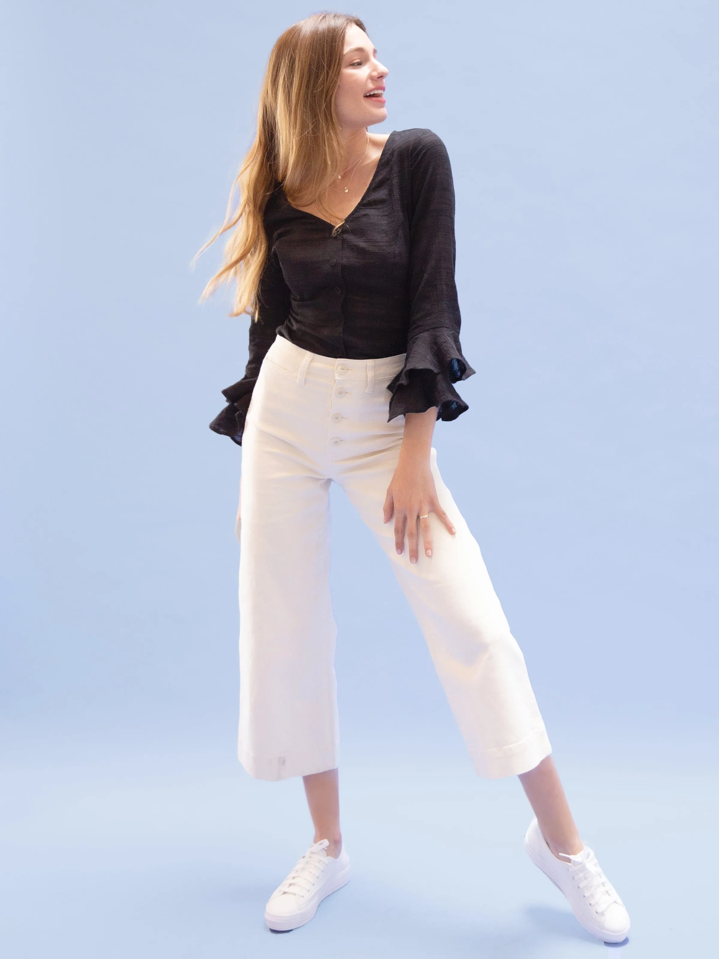 THE RUFFLE SLEEVE TOP ~ PURR